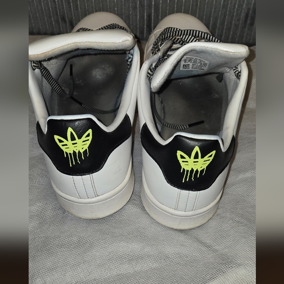 Used Adidas - Picture 5 of 8